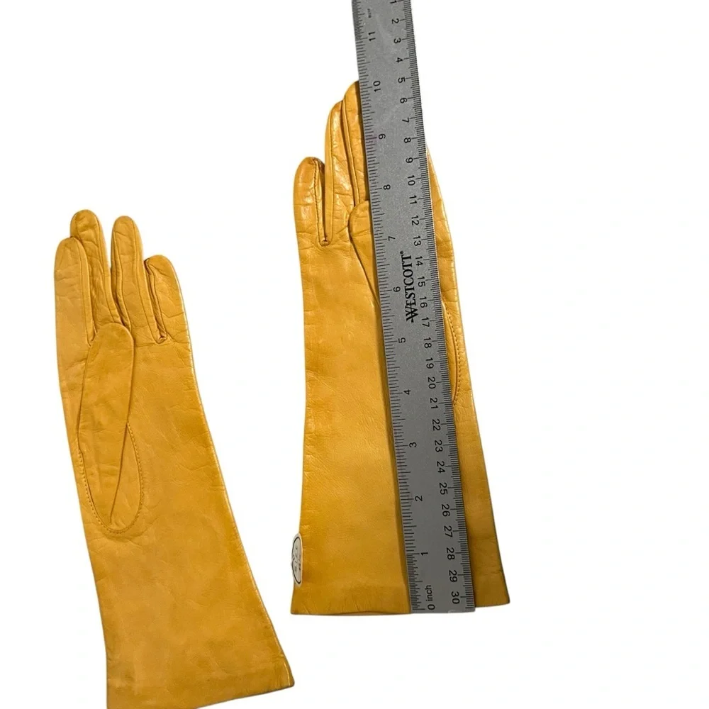 Vintage Aris Womens 100% Silk Lined Leather Gloves Size 6.5 Yellow